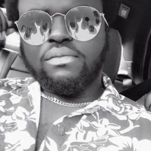 Meet your Posher, Emmanuel